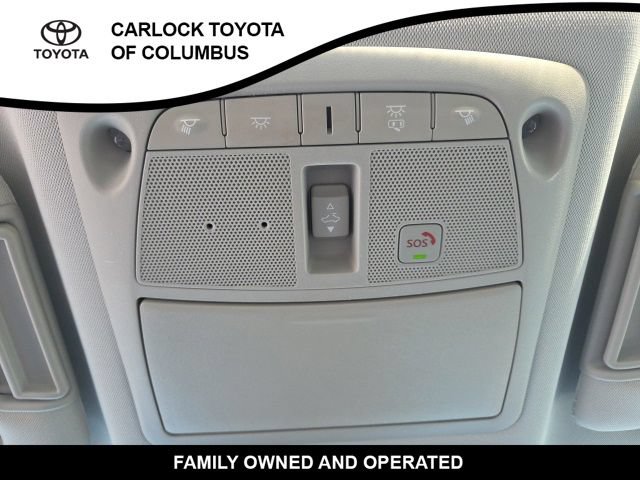 Used 2022 Nissan Armada SL w/ Captain's Chairs Package AWD/4WD image 33