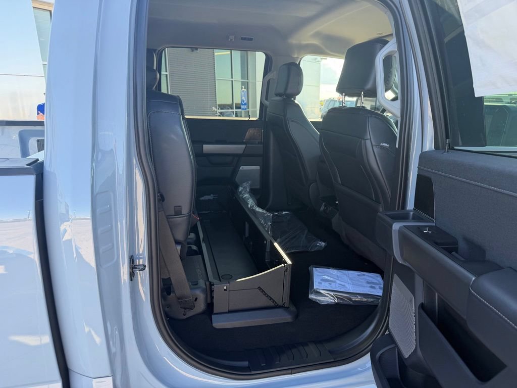 New 2026 Ford F350 Lariat w/ Chrome Package AWD/4WD image 25
