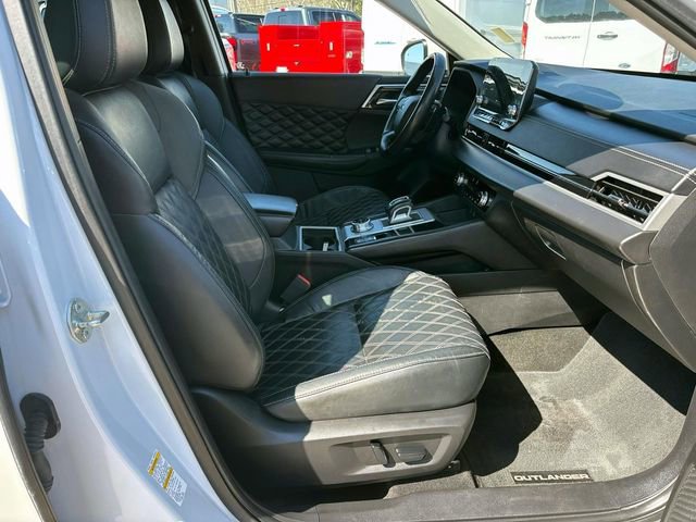 Used 2022 Mitsubishi Outlander SEL image 18