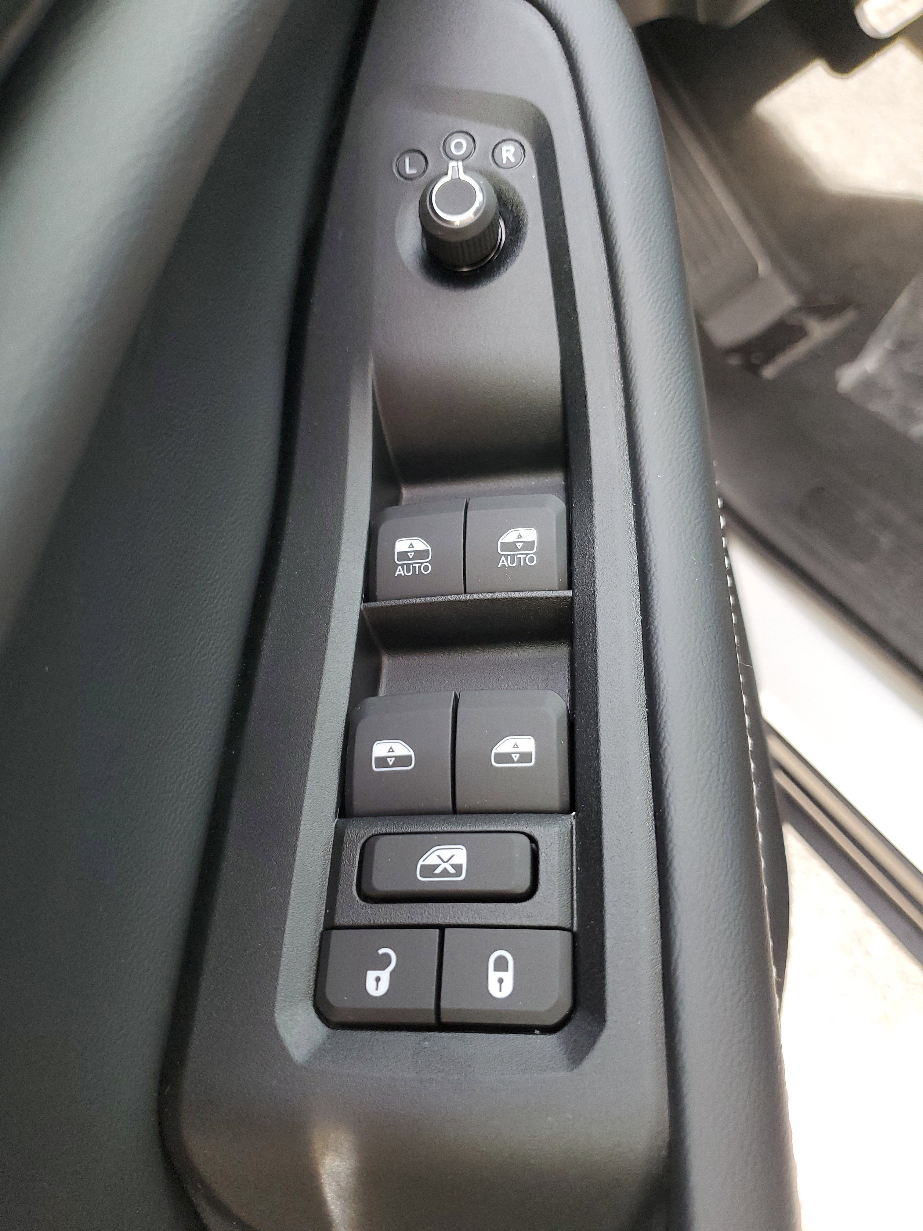 New 2025 Jeep Grand Cherokee Laredo X image 18