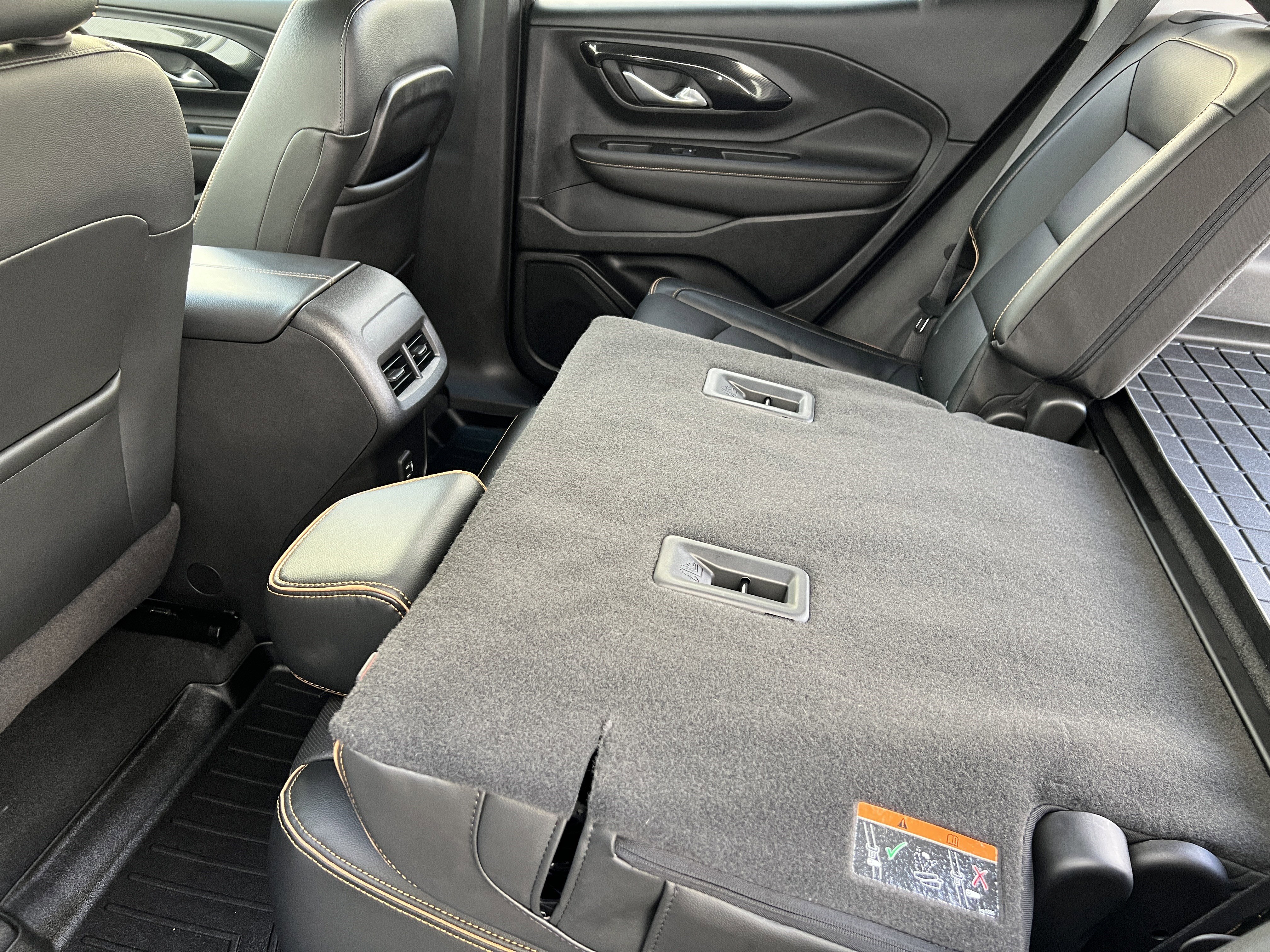 Used 2022 GMC Terrain AT4 w/ Infotainment Package II image 18