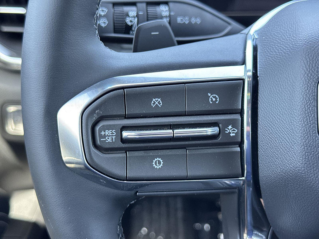 New 2026 GMC Terrain Elevation w/ Black Edition FWD image 9