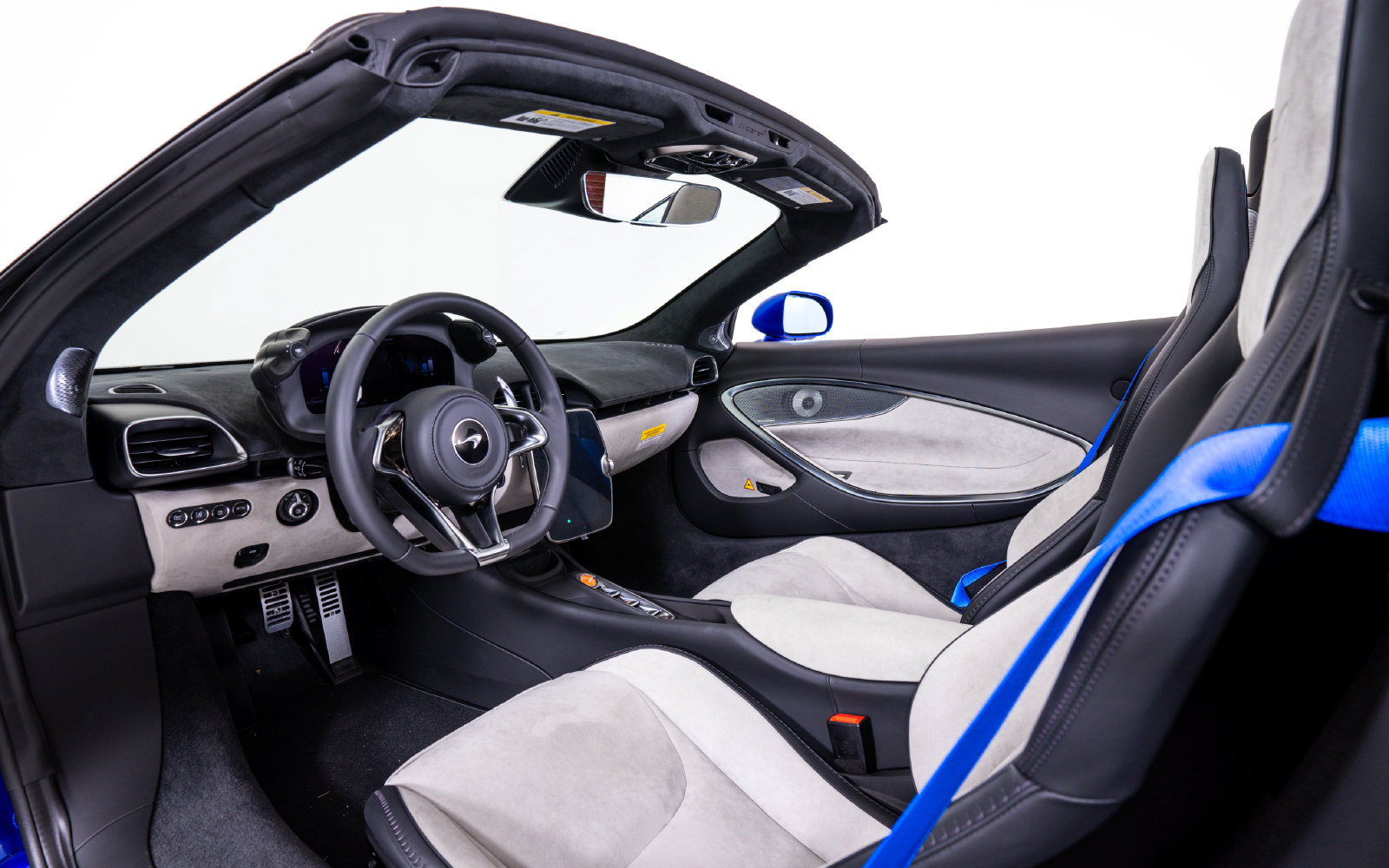 New 2027 McLaren Artura Spider RWD image 21