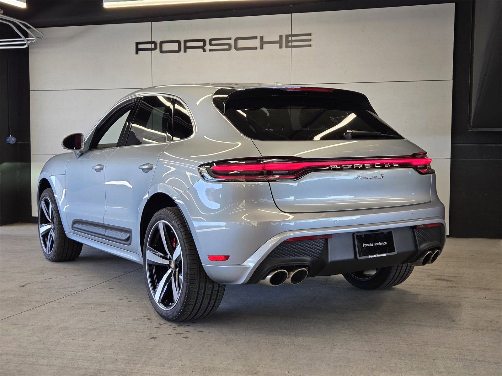 New 2026 Porsche Macan S image 3