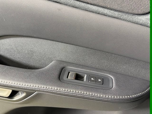 Used 2025 Lexus RX 500h F Sport AWD/4WD image 32