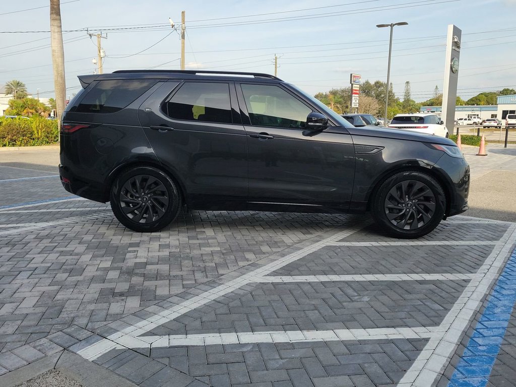 Certified 2024 Land Rover Discovery Dynamic SE AWD/4WD image 6