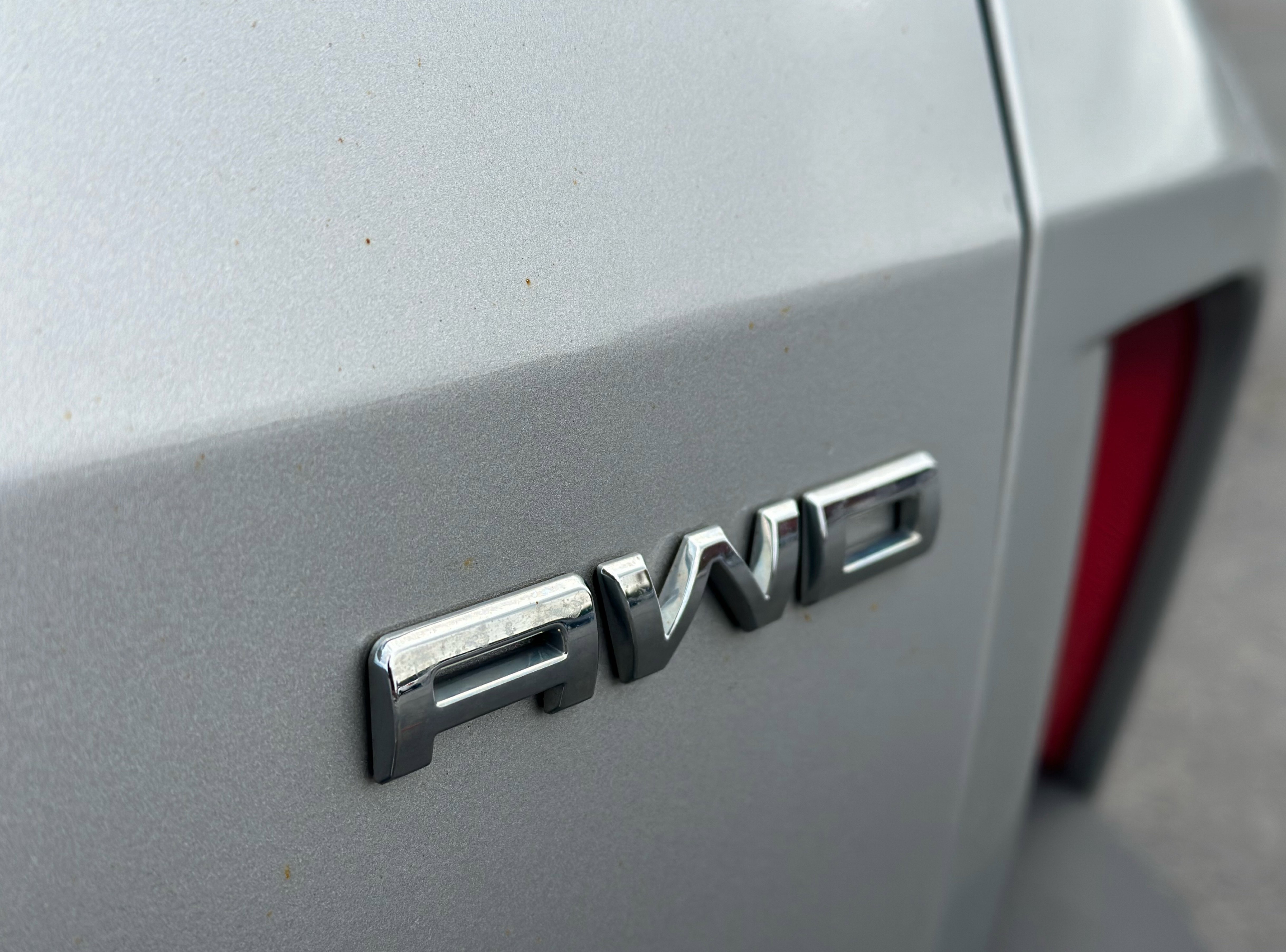 Used 2020 Ford Escape SE image 28