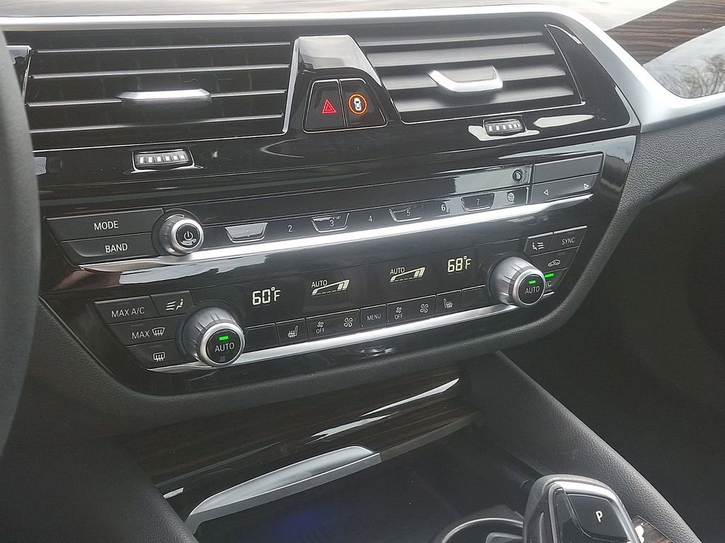 Used 2023 BMW 530i w/ Premium Package image 15