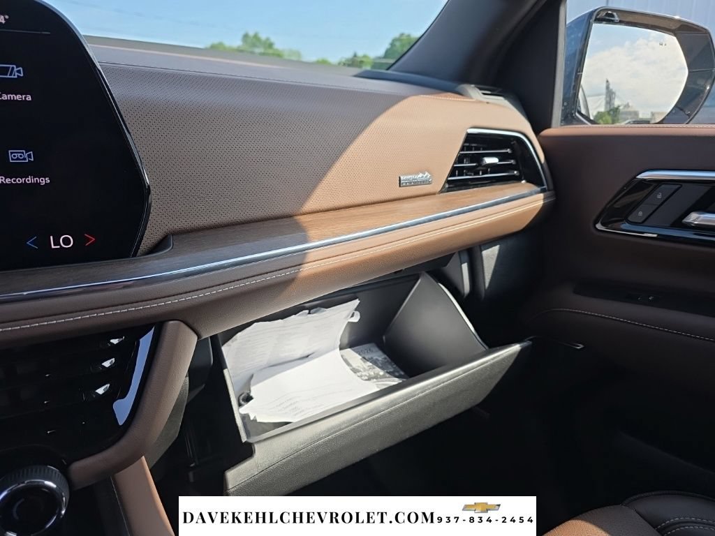 Used 2026 Chevrolet Tahoe High Country w/ Sun And Tow Package AWD/4WD image 19