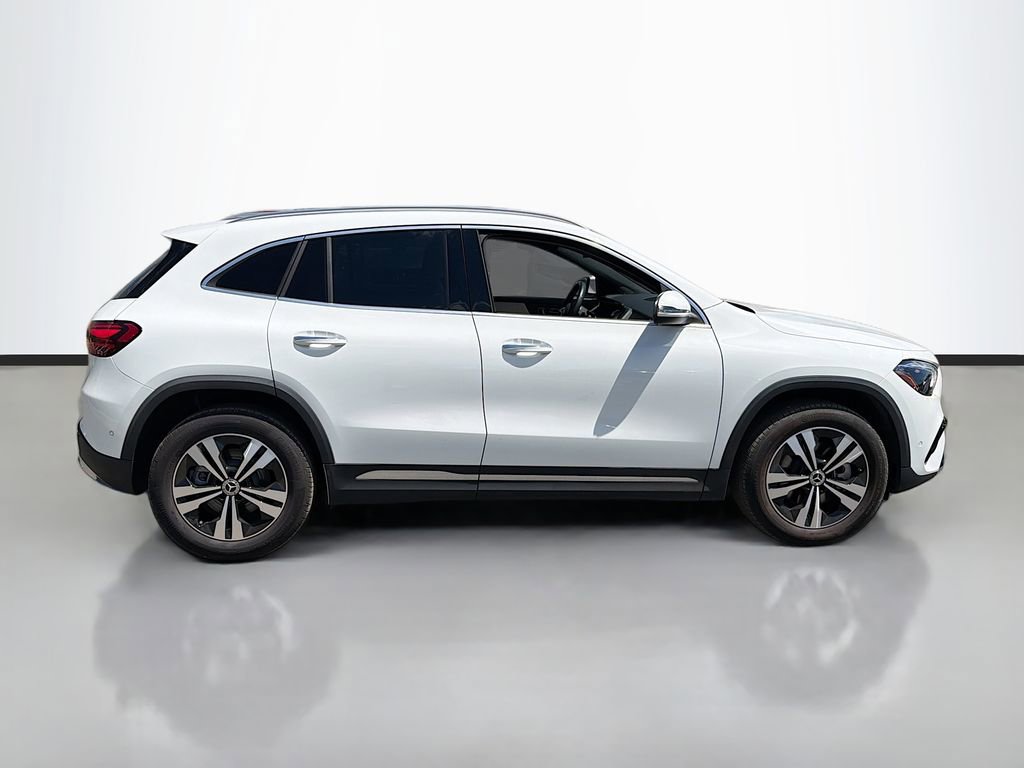 Used 2025 Mercedes-Benz GLA 250 image 4