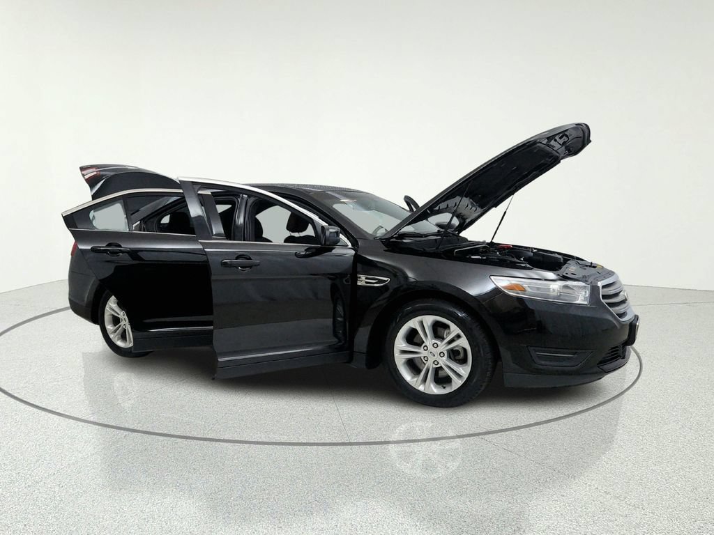 Used 2013 Ford Taurus SEL FWD image 15