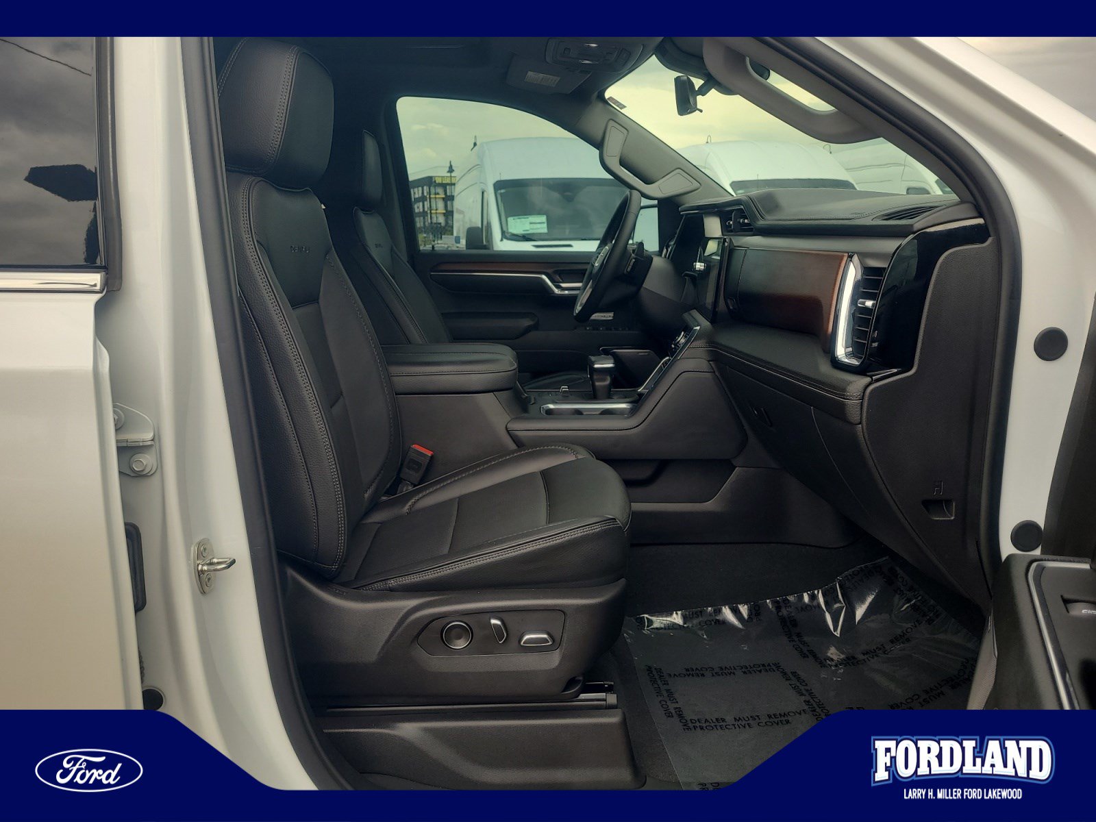 Used 2024 GMC Sierra 1500 Denali w/ Denali Reserve Package AWD/4WD image 19
