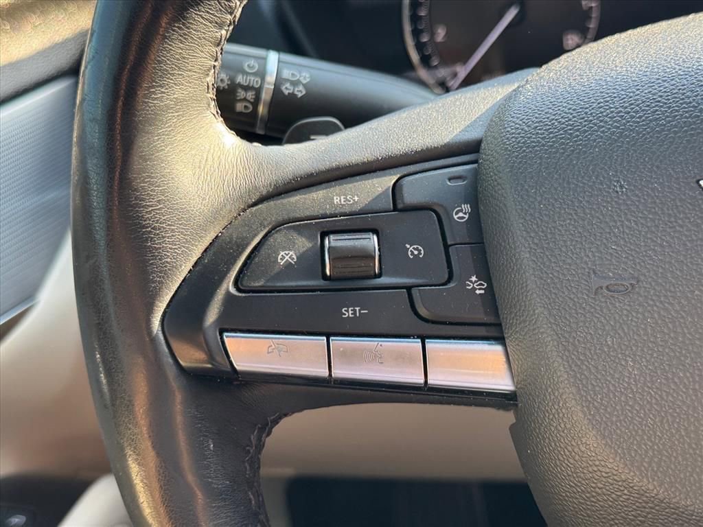 Used 2021 Cadillac CT4 Luxury w/ Sun And Sound Package RWD image 17