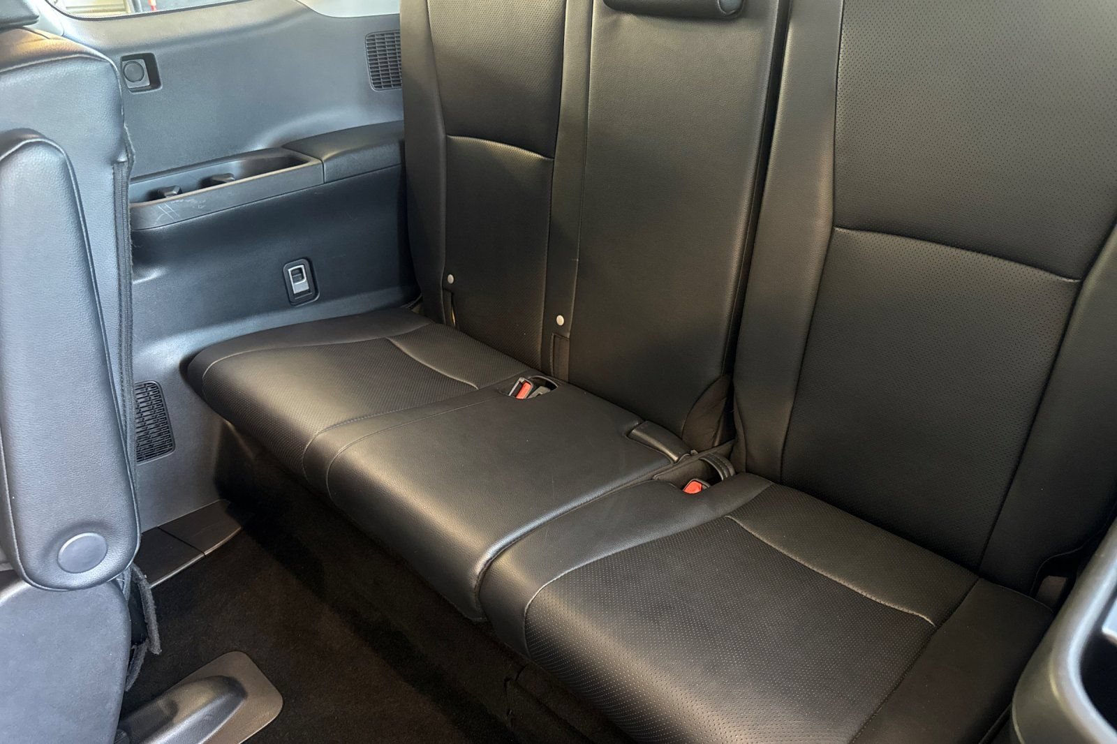 Used 2025 Toyota Grand Highlander FWD image 17