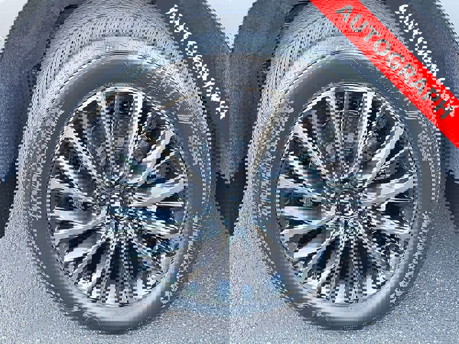 Used 2025 INFINITI QX80 Autograph w/ Autograph Exterior Package image 12