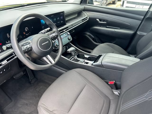 Used 2025 Hyundai Tucson SEL AWD/4WD image 13