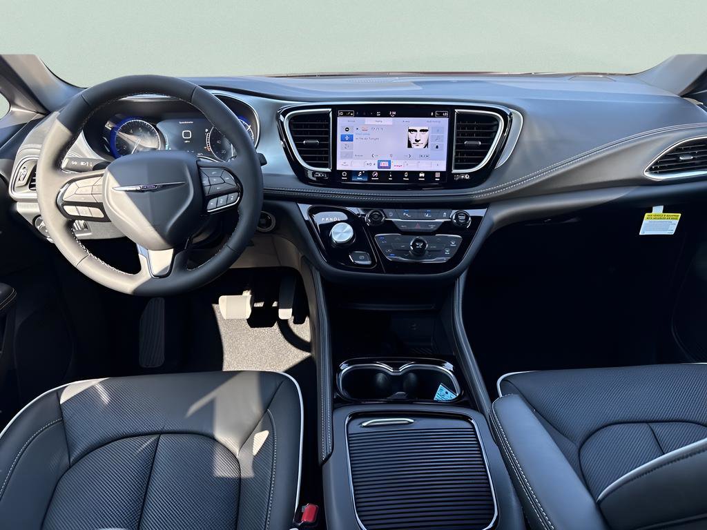 New 2026 Chrysler Pacifica Limited w/ S Appearance Package image 11