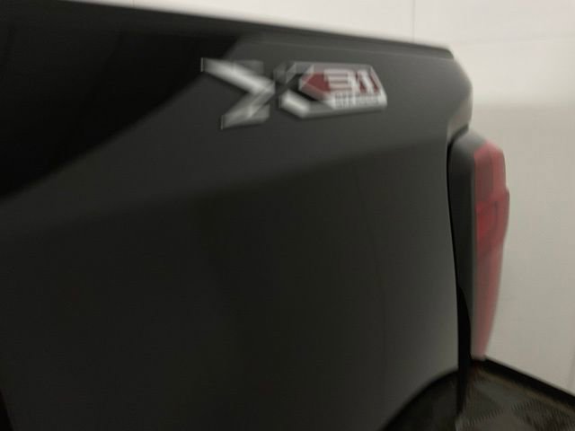 Used 2023 GMC Sierra 1500 SLE w/ X31 Off-Road Package image 39