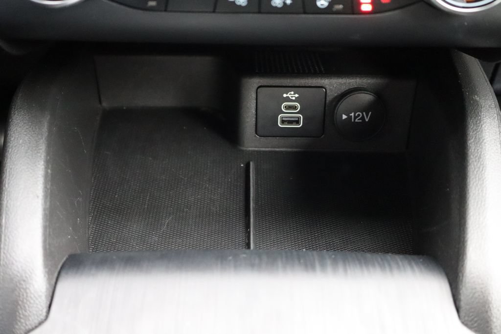 Used 2025 Ford Escape ST-Line Select AWD/4WD image 10