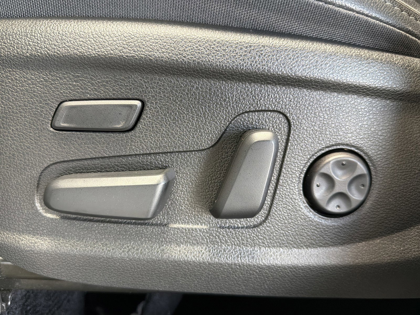 Used 2022 Hyundai Santa Fe Limited w/ Cargo Package image 20