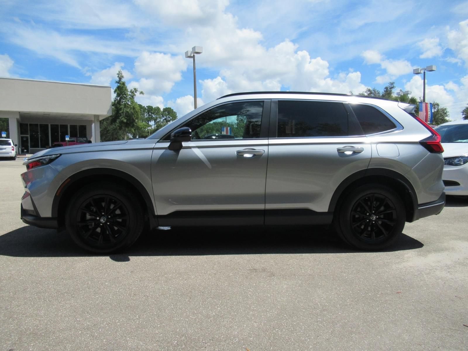 Used 2025 Honda CR-V Sport-L image 4