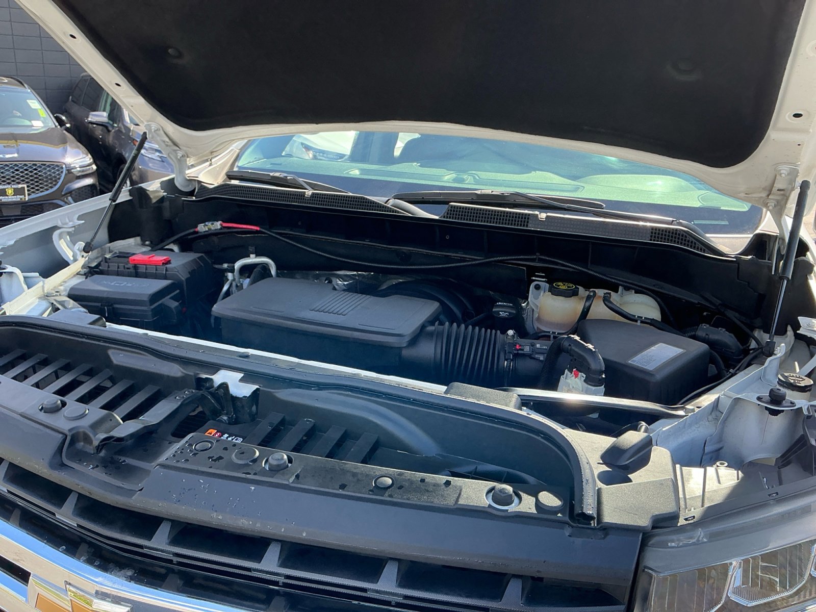 Used 2021 Chevrolet Silverado 1500 LT image 23