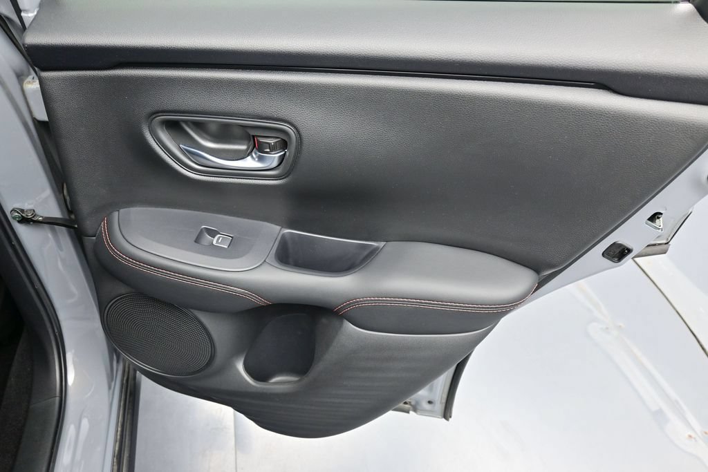 Used 2025 Honda HR-V Sport image 31