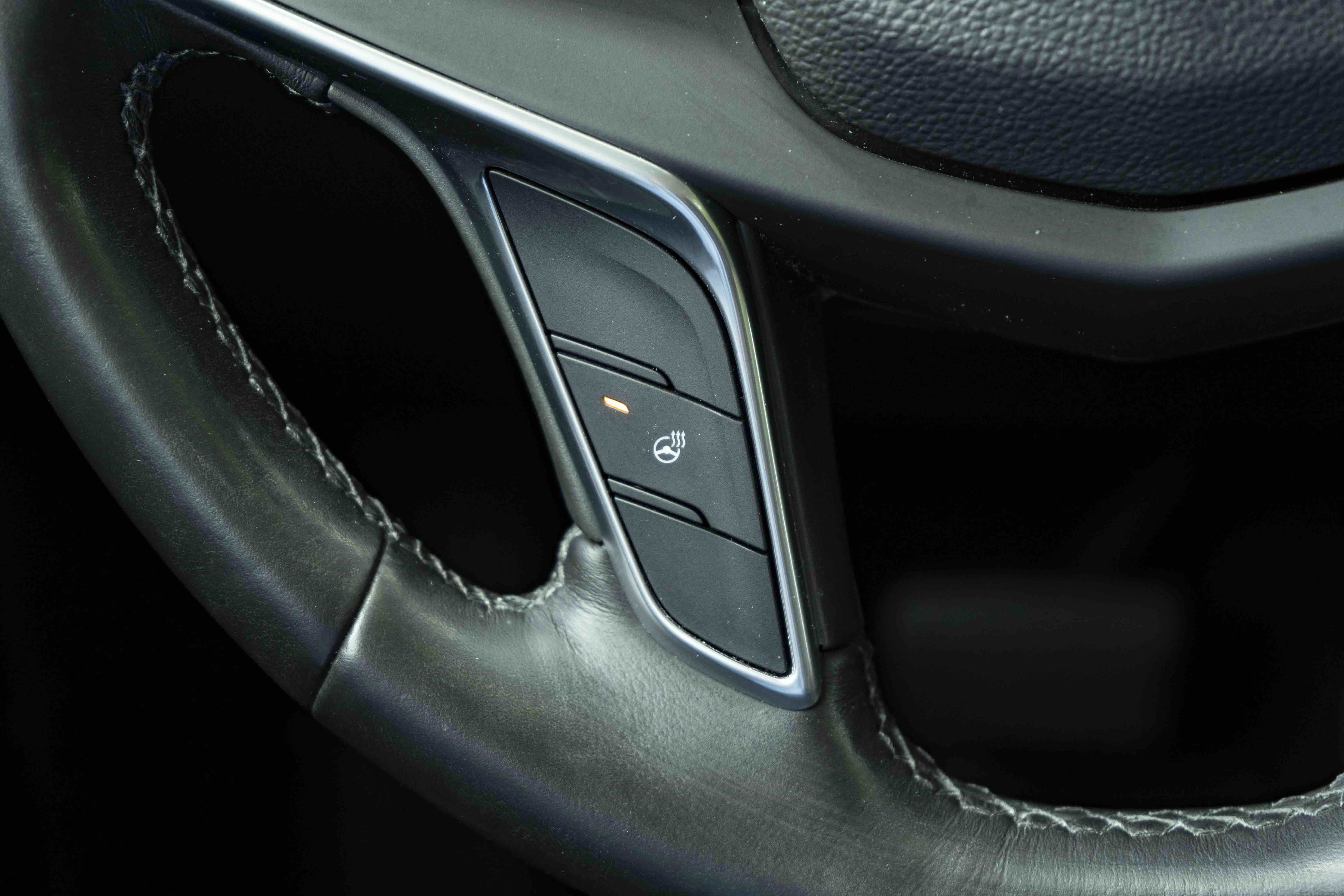 Used 2017 Cadillac XT5 Luxury image 22