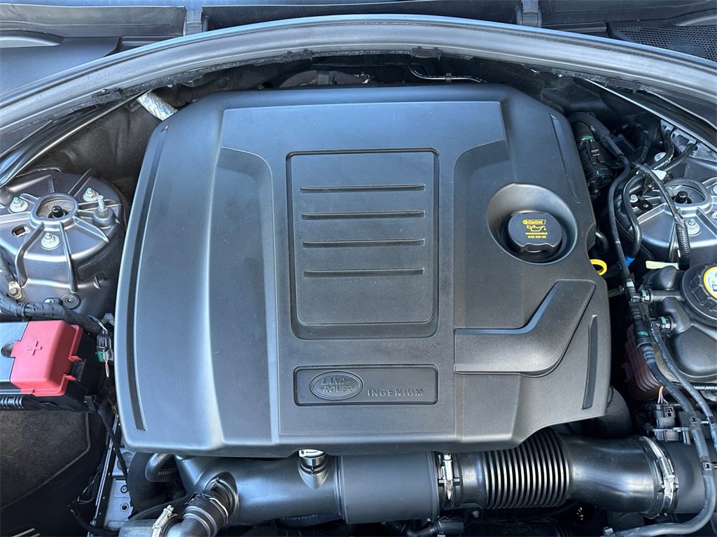 Used 2020 Land Rover Range Rover Velar R-Dynamic S image 19