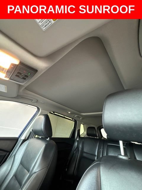 Certified 2025 Nissan Rogue SL w/ SL Premium Package FWD image 3