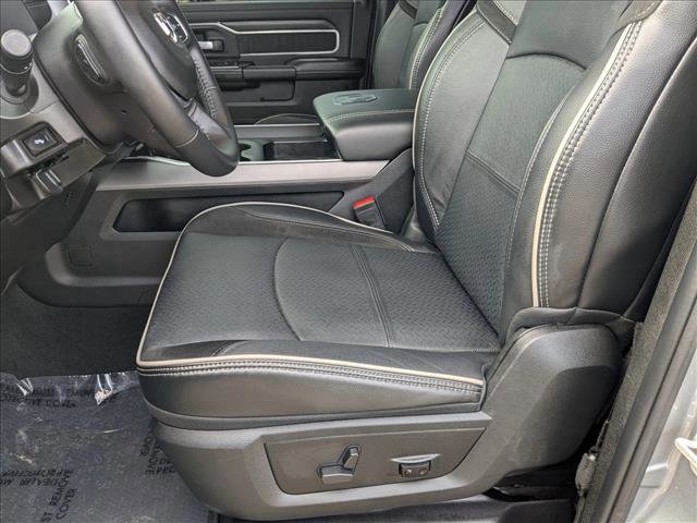 Used 2024 RAM 2500 Laramie w/ Night Edition image 17