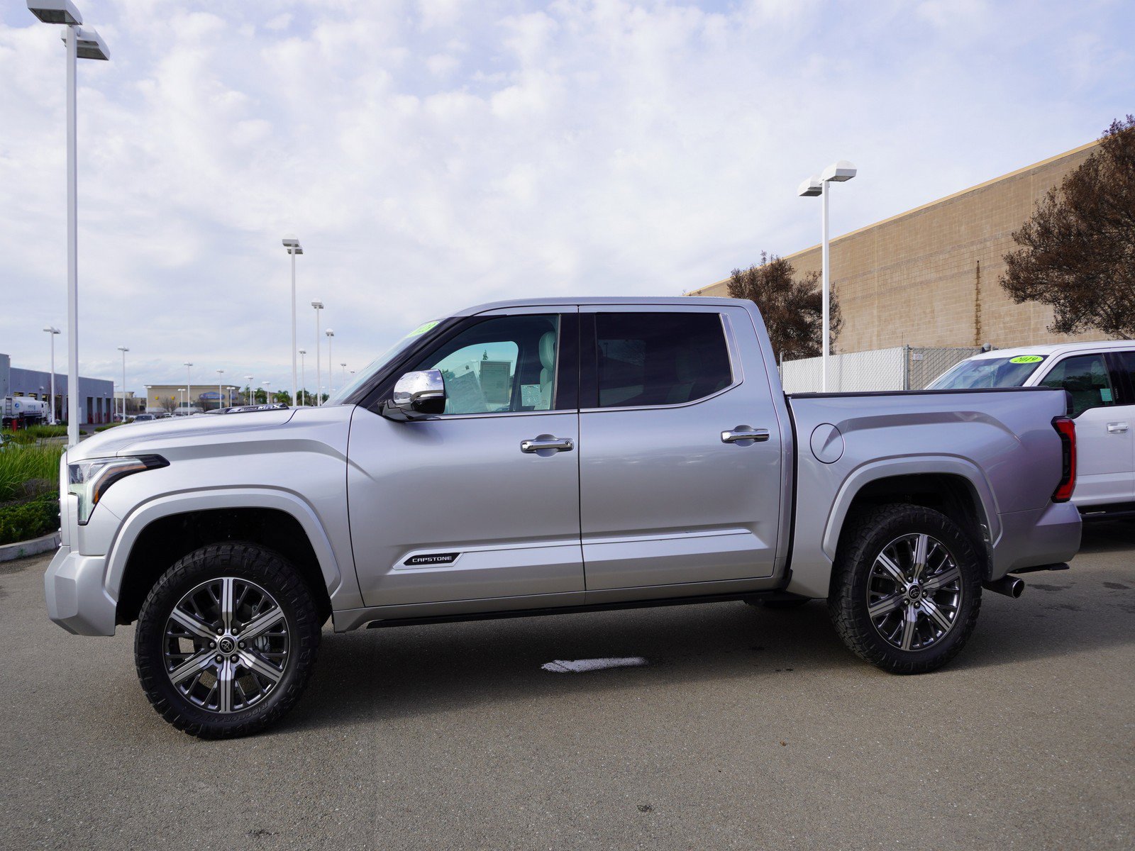 Used 2023 Toyota Tundra Capstone image 8
