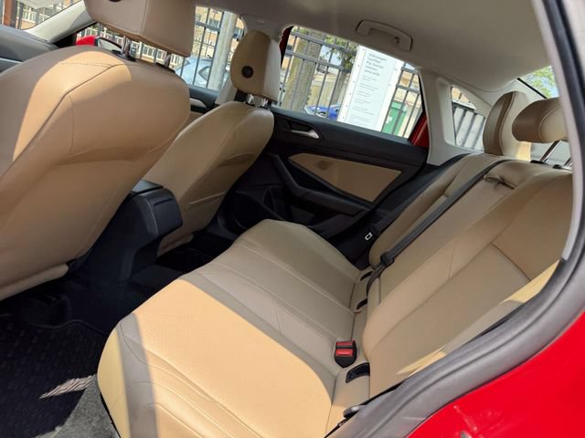 Used 2019 Volkswagen Jetta SE FWD image 13