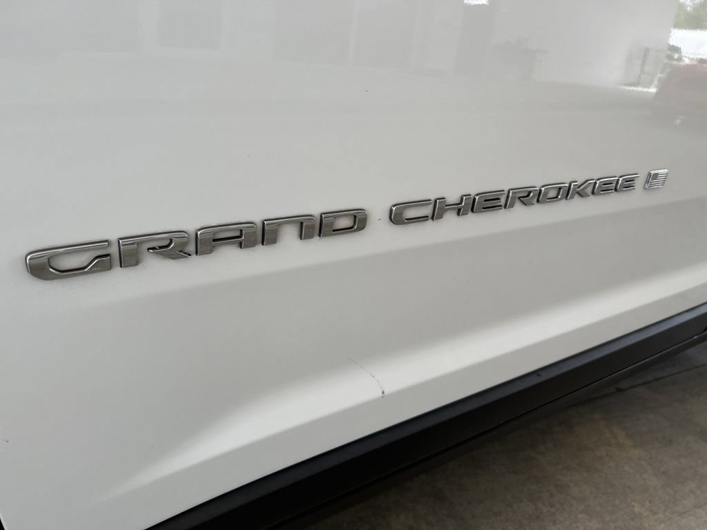 Used 2021 Jeep Grand Cherokee L Limited RWD image 20