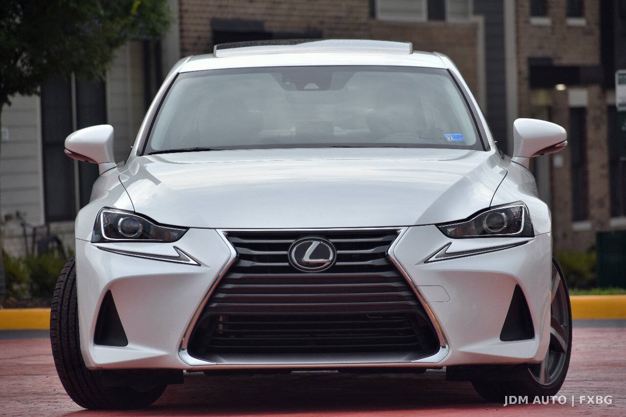 Used 2018 Lexus IS 300 AWD w/ Comfort Package image 3