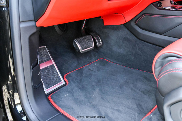 Used 2020 Lamborghini Urus image 29