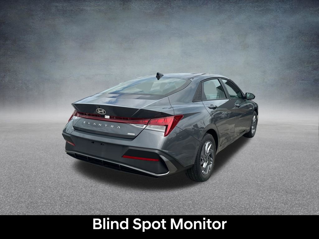 Certified 2025 Hyundai Elantra Hybrid FWD image 6
