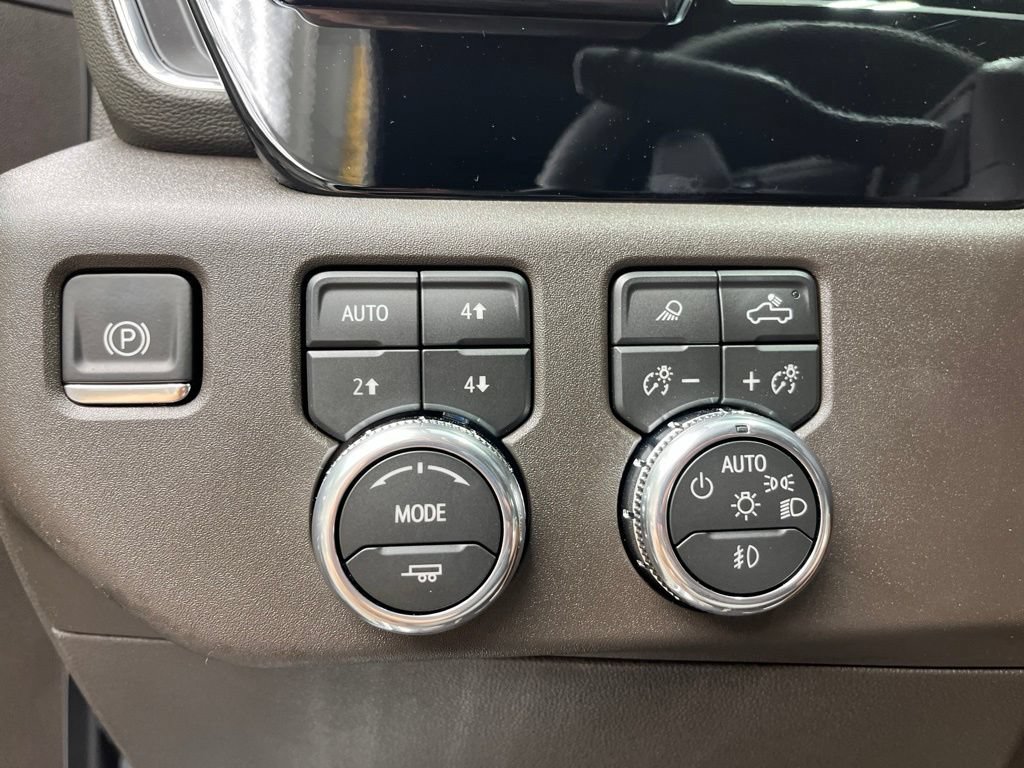 New 2026 GMC Sierra 1500 SLT w/ SLT Premium Plus Package AWD/4WD image 11