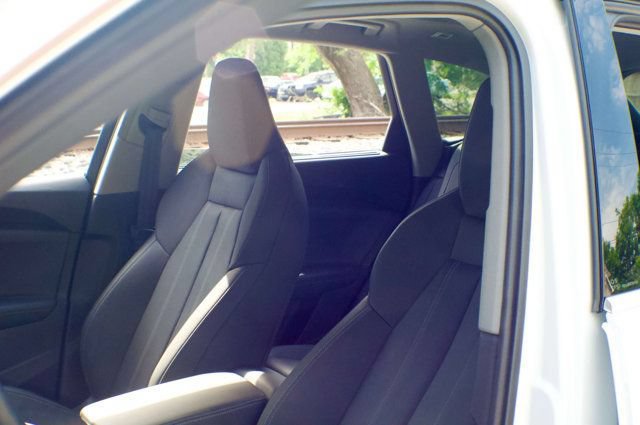 Used 2025 Audi Q5 Prestige AWD/4WD image 19