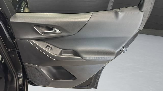 Used 2025 Chevrolet Equinox LT image 25