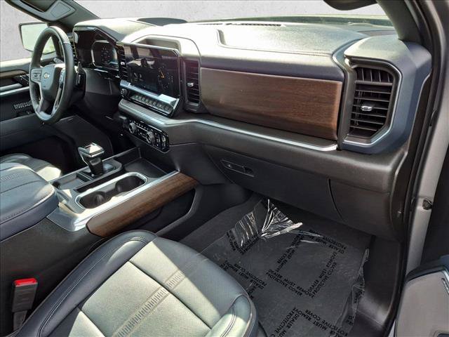 Used 2024 Chevrolet Silverado 1500 High Country w/ High Country Premium Package AWD/4WD image 22