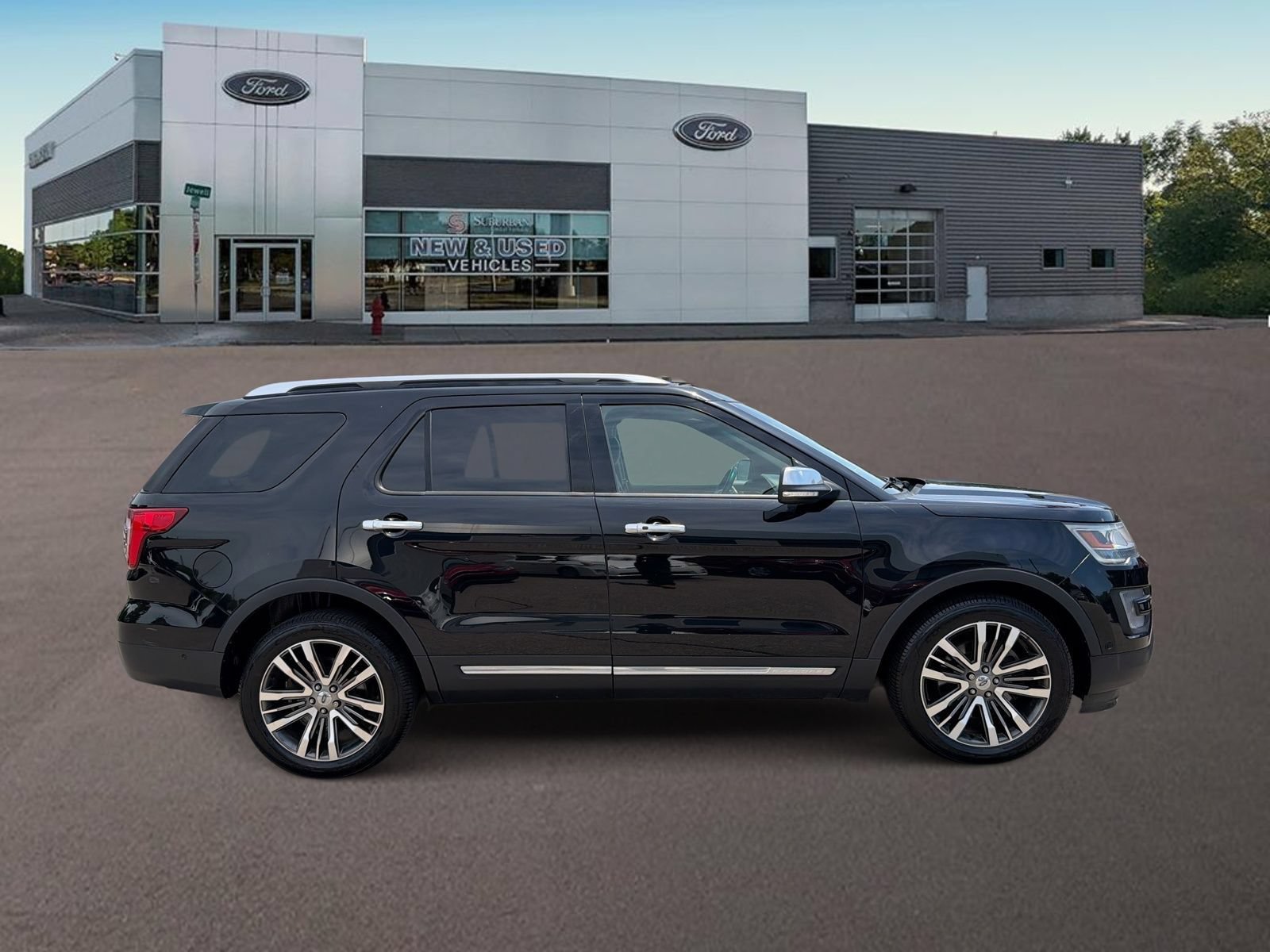 Used 2016 Ford Explorer Platinum AWD/4WD image 12