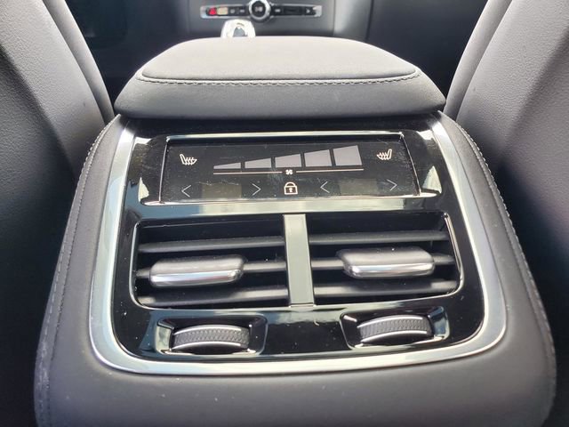 Certified 2025 Volvo XC90 B6 Plus w/ Protection Package Premier AWD/4WD image 31