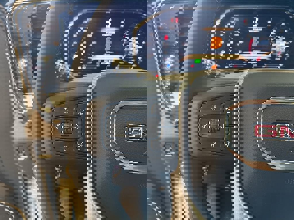 New 2026 GMC Sierra 1500 SLE image 29