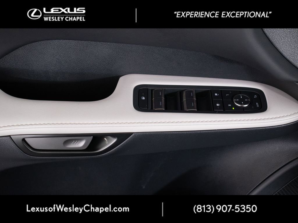 Used 2025 Lexus RX 350 Premium Plus w/ Accessory Package (Z1) FWD image 38