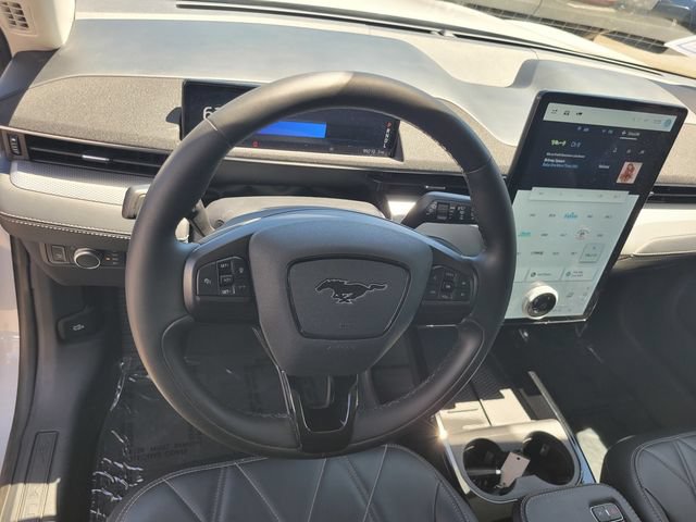 Certified 2022 Ford Mustang Mach-E Select RWD image 30