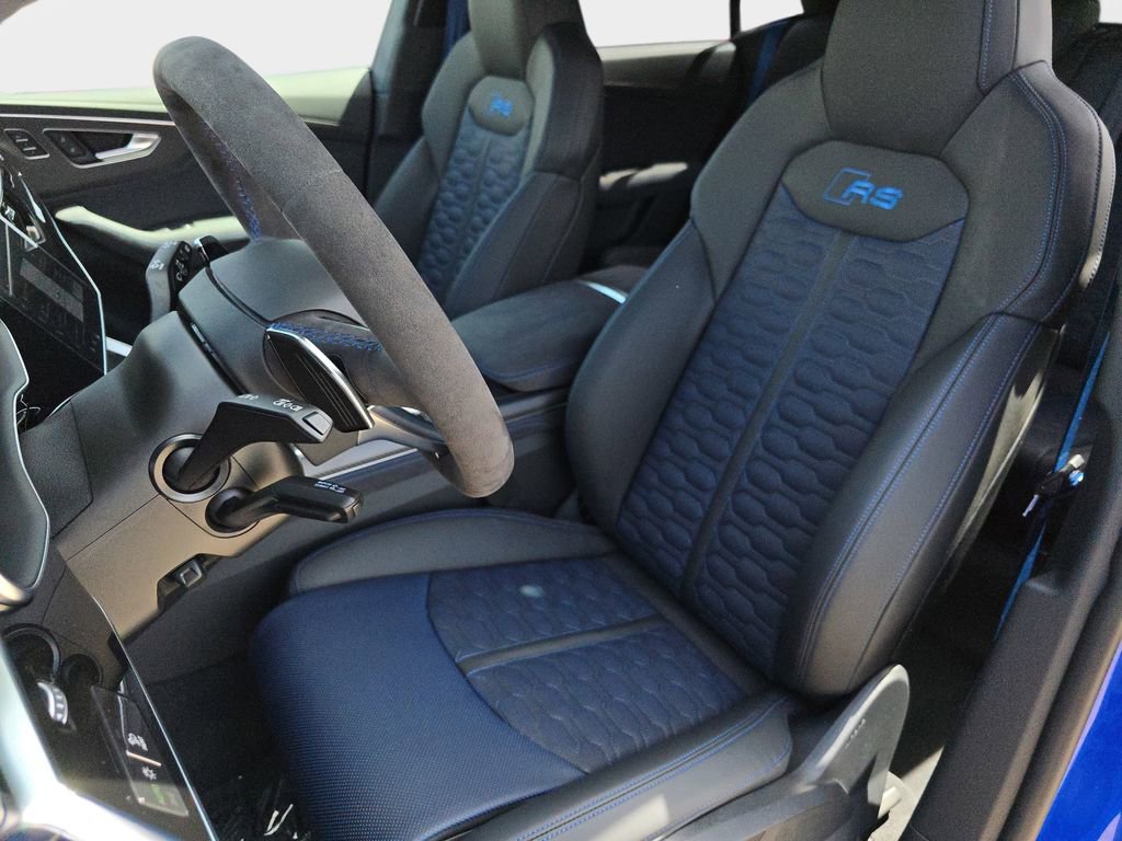 New 2026 Audi RS Q8 performance image 16