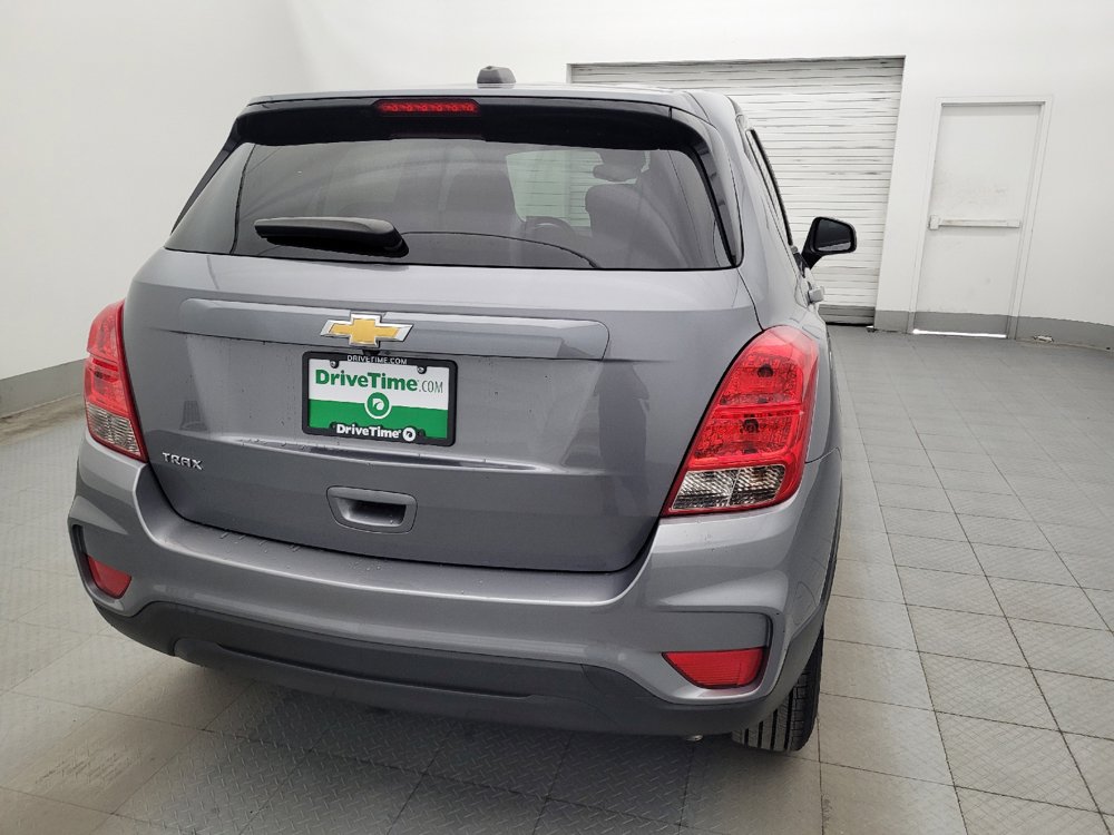 Used 2020 Chevrolet Trax LS w/ Tint and Cruise Package FWD image 7