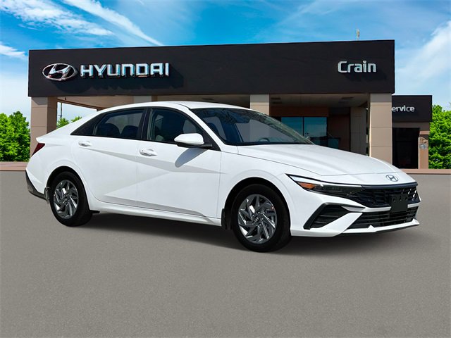 New 2025 Hyundai Elantra Blue image 10