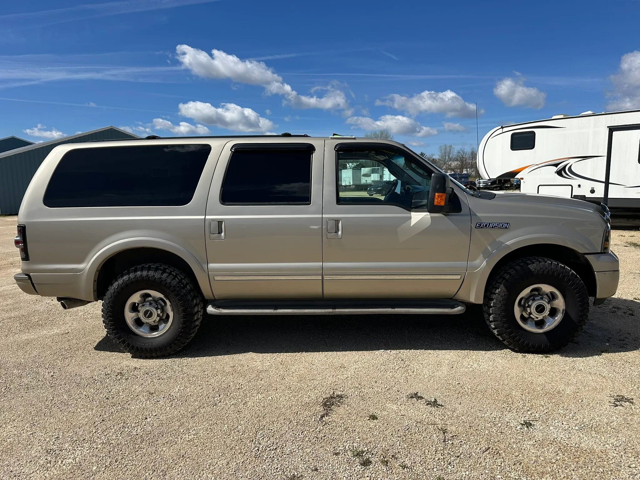 Used 2005 Ford Excursion Limited AWD/4WD image 5
